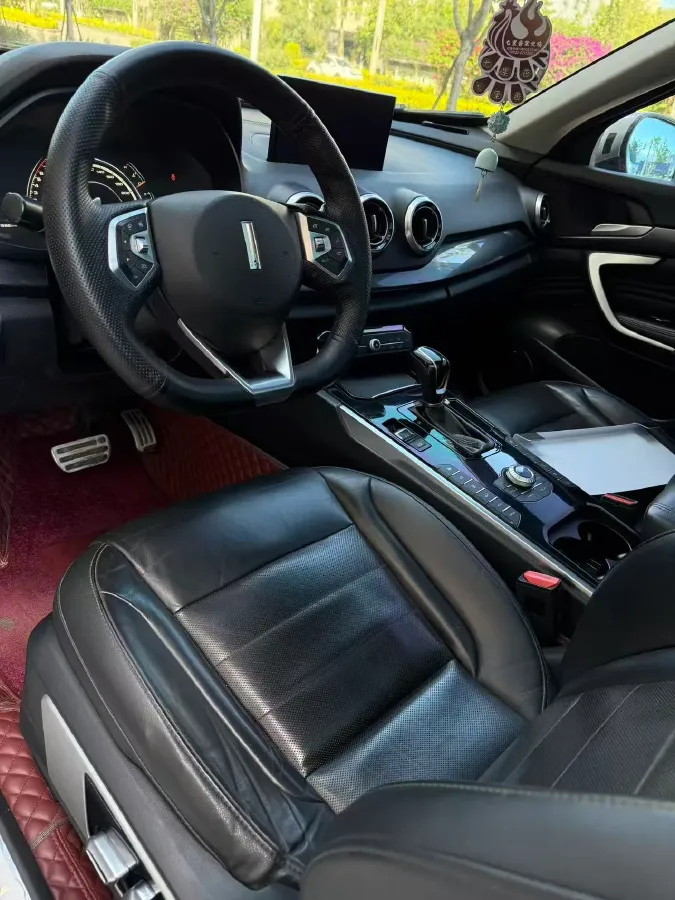 2017 WEY VV7 2.0T 234HP L4 7DCT,autocango,china used car exporter,china ev exporter,chinese used car exporter,chinese used ev exporter