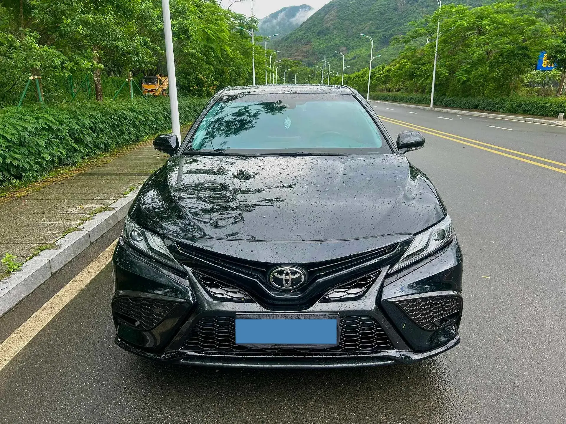 2022 TOYOTA CAMRY thumbnail 2