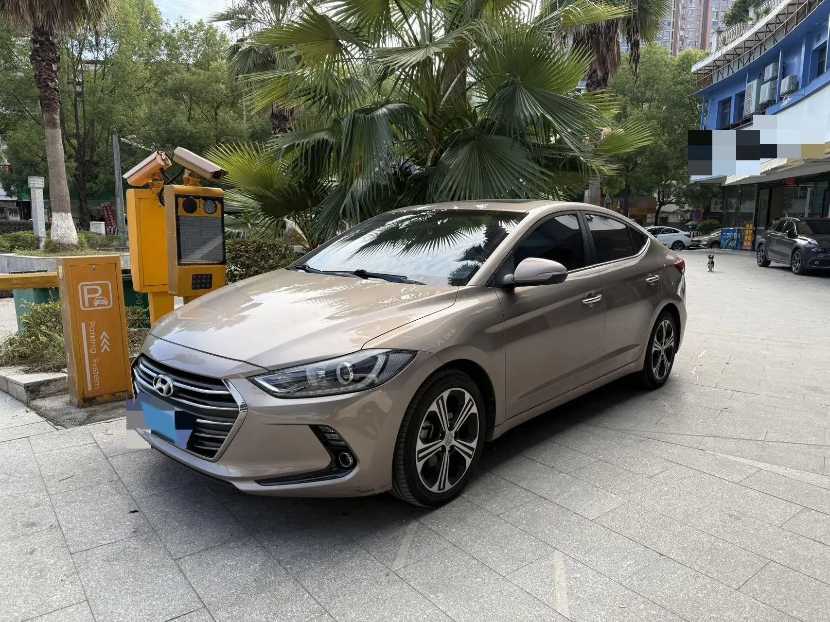 2018 HYUNDAI ELANTRA view 1