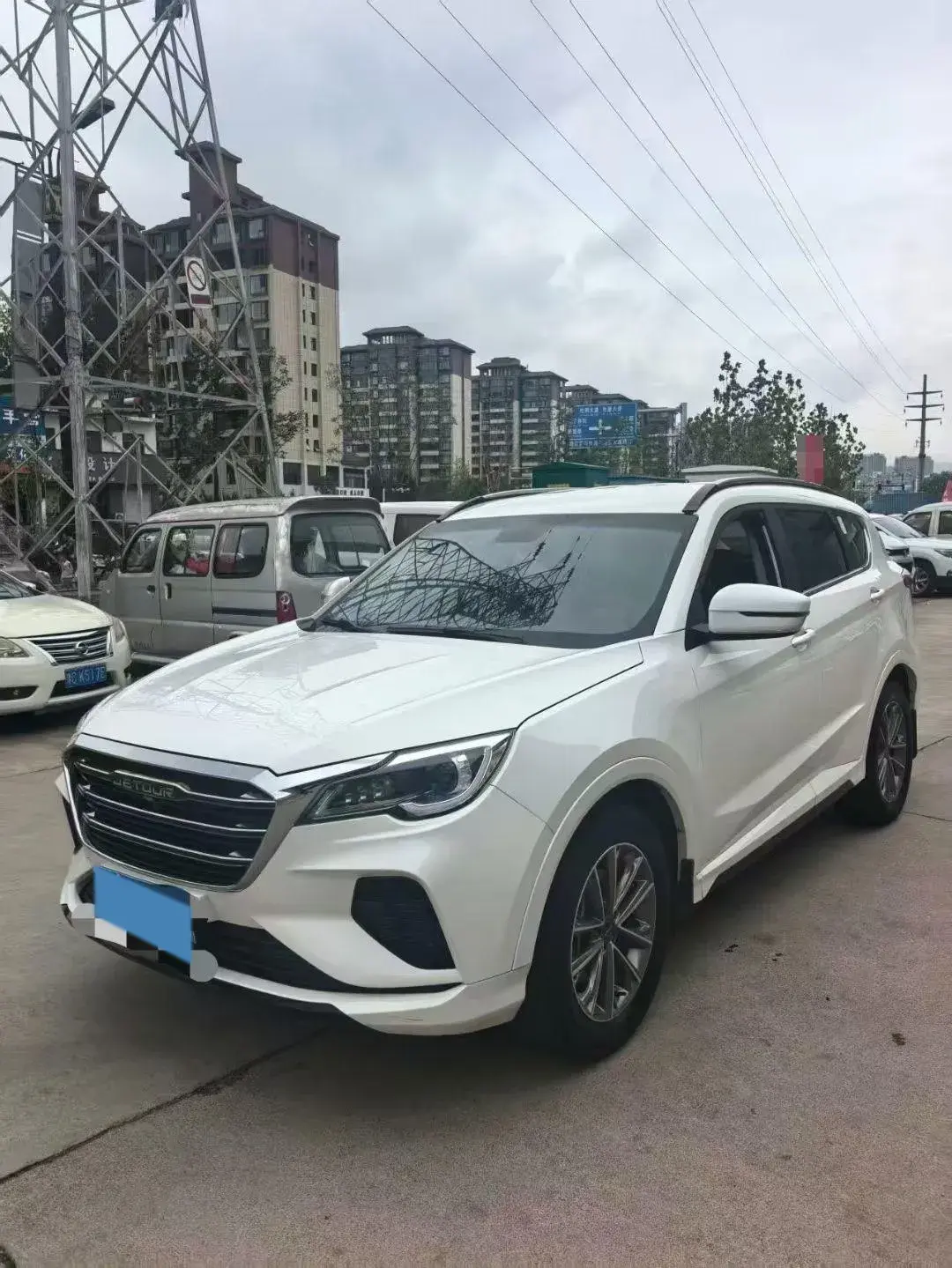 2021 JETOUR X70 view 1