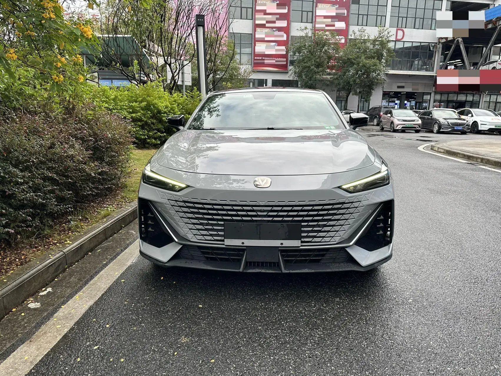 2022 CHANGAN UNI-V thumbnail 2