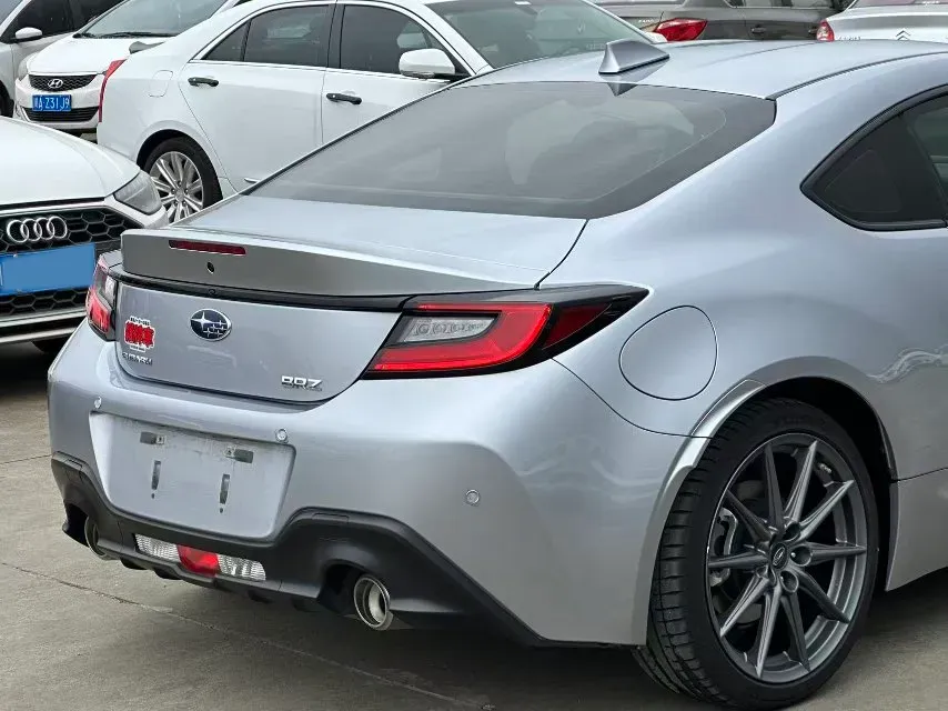 2022 Subaru BRZ 2.4L 234HP H4 6MT,autocango,china used car exporter,china ev exporter,chinese used car exporter,chinese used ev exporter