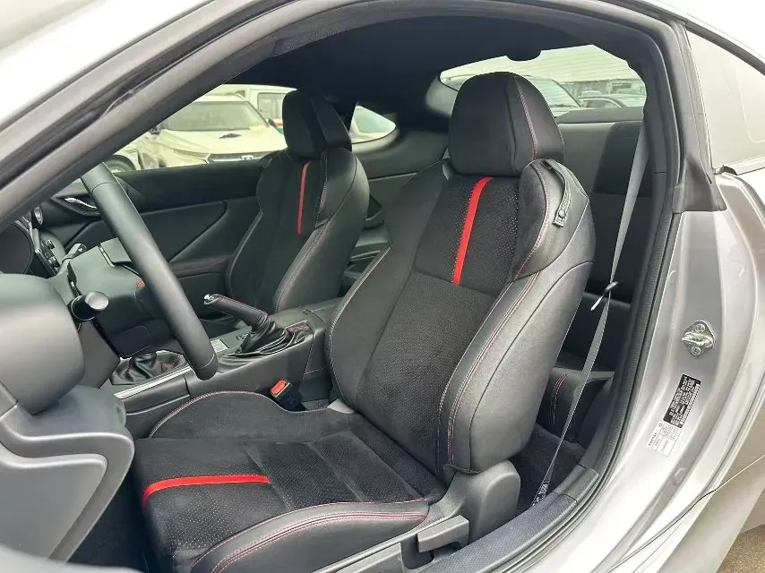 2022 Subaru BRZ 2.4L 234HP H4 6MT,autocango,china used car exporter,china ev exporter,chinese used car exporter,chinese used ev exporter