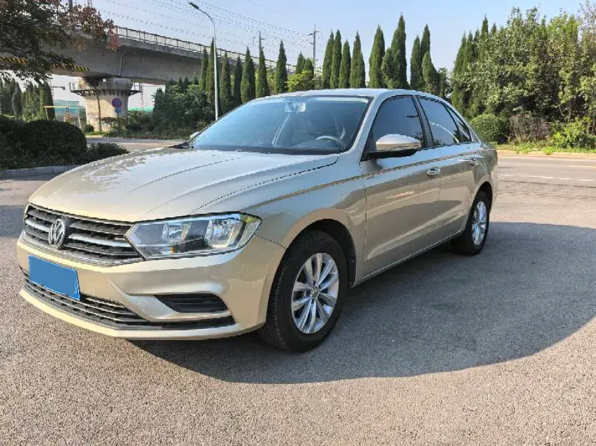 2018 VOLKSWAGEN BORA view 1