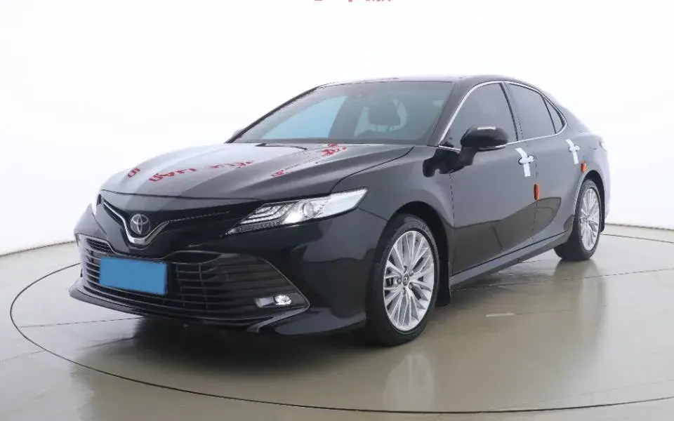2019 TOYOTA CAMRY view 1