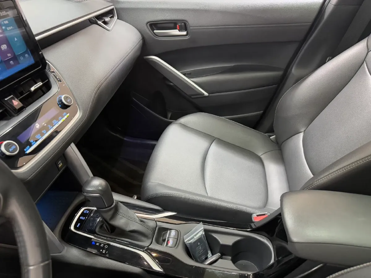 2022 Toyota Corolla Cross 2.0L 171HP L4 CVT,autocango,china used car exporter,china ev exporter,chinese used car exporter,chinese used ev exporter