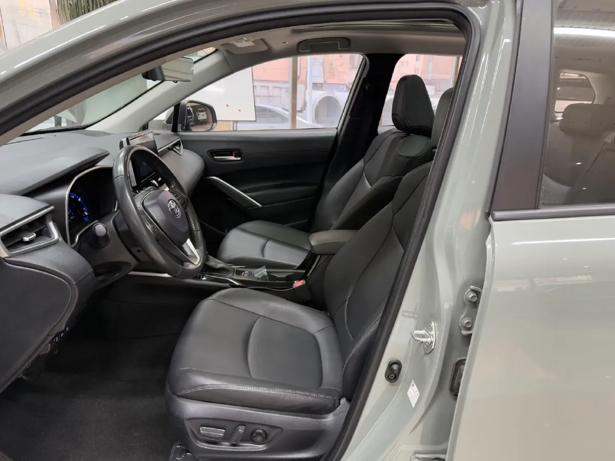 2022 Toyota Corolla Cross 2.0L 171HP L4 CVT,autocango,china used car exporter,china ev exporter,chinese used car exporter,chinese used ev exporter