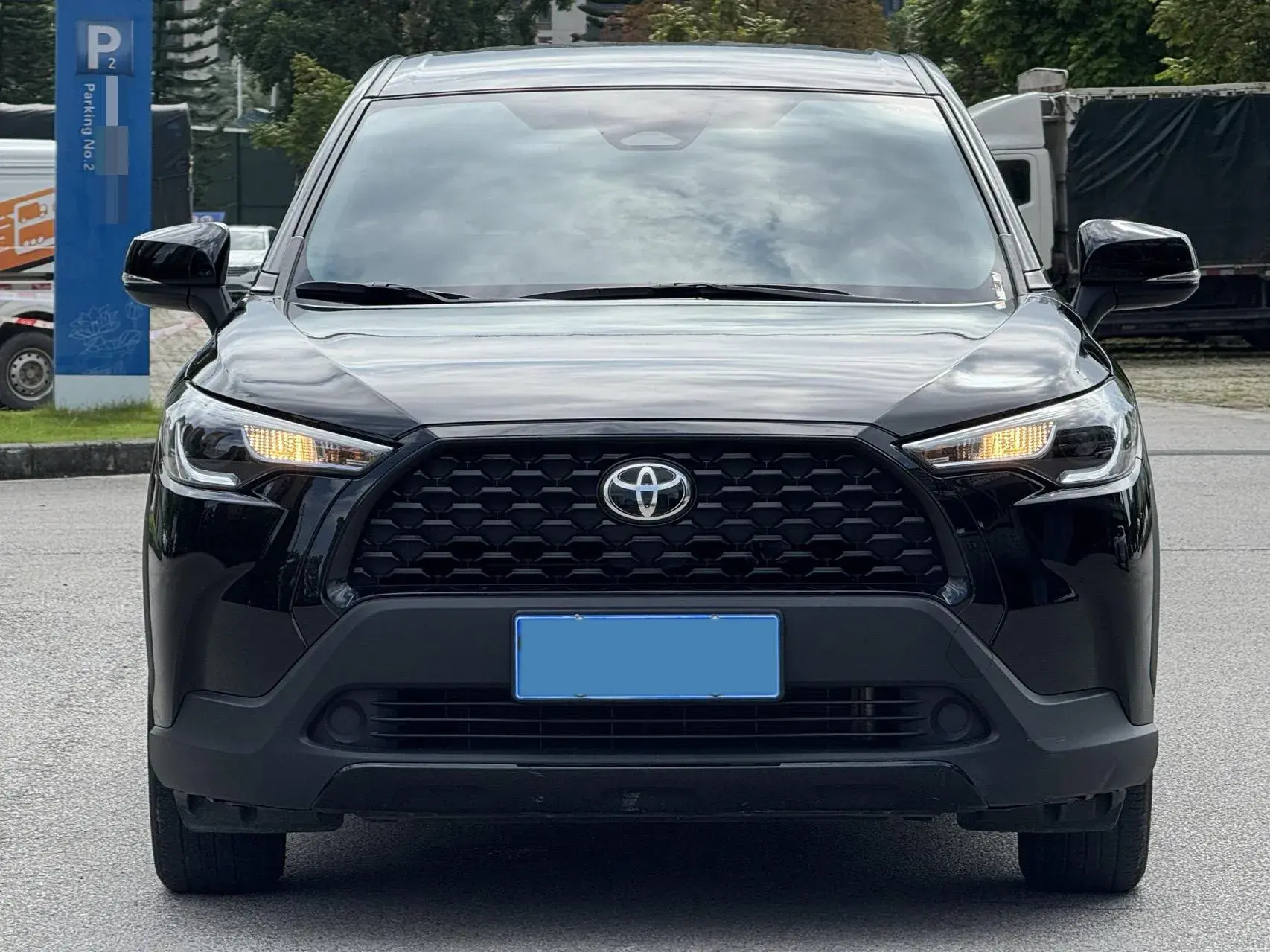 2023 TOYOTA COROLLA thumbnail 2