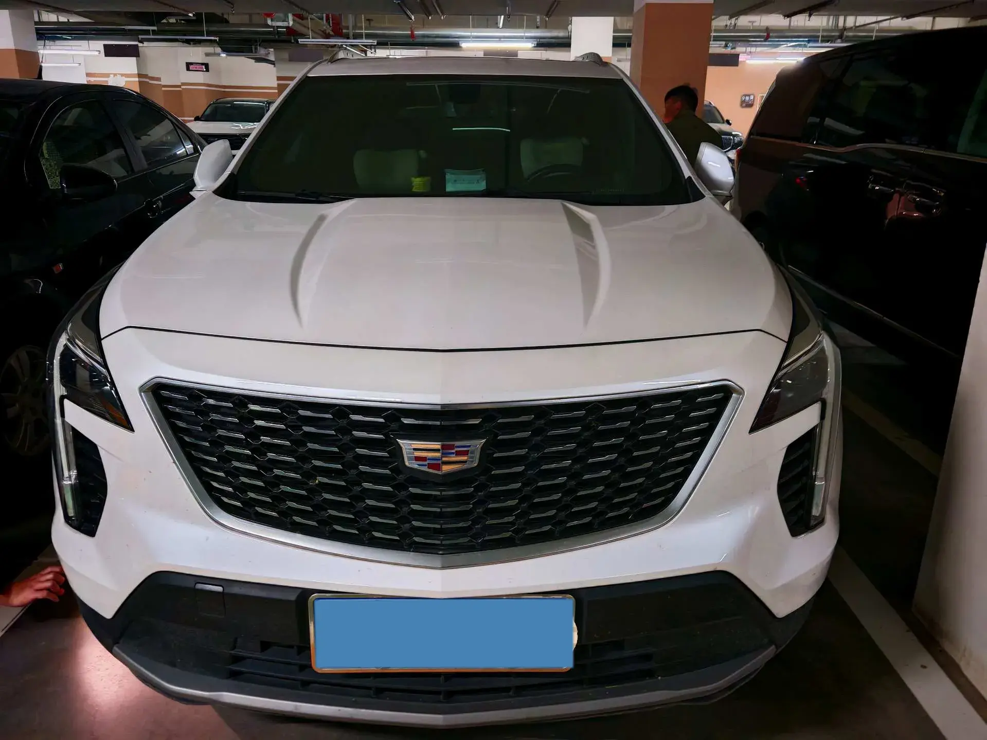 2021 CADILLAC XT4 thumbnail 2