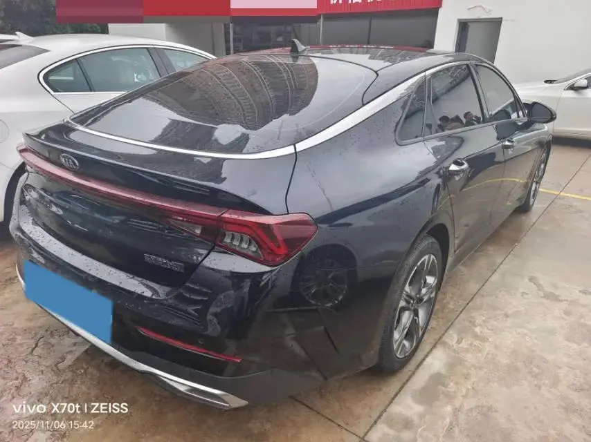 2020 KIA K5 thumbnail 4