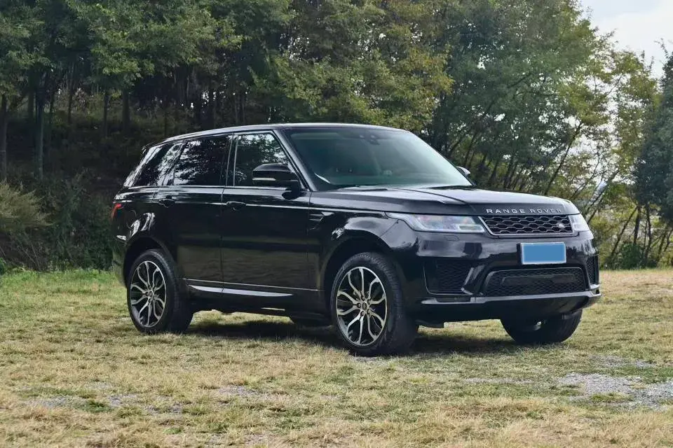 2018 LAND ROVER thumbnail 3