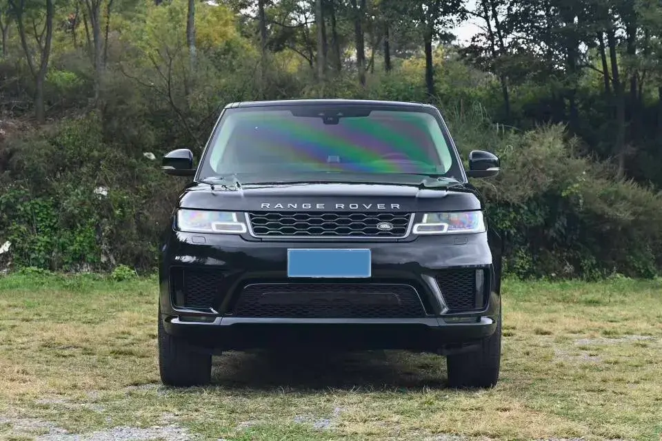 2018 LAND ROVER thumbnail 2