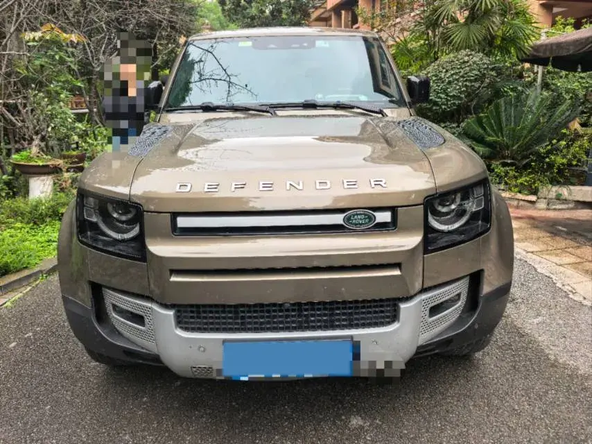 2020 LAND ROVER thumbnail 3