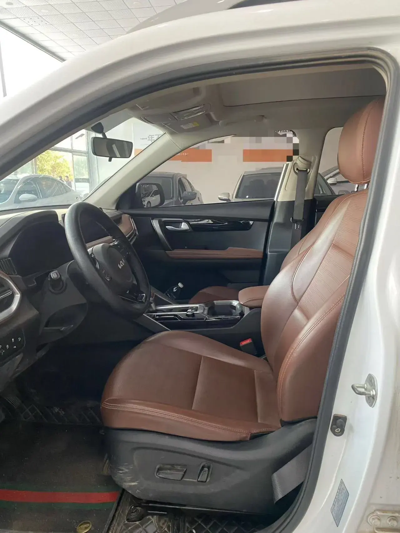 2021 KIA SPORTAGE thumbnail 3