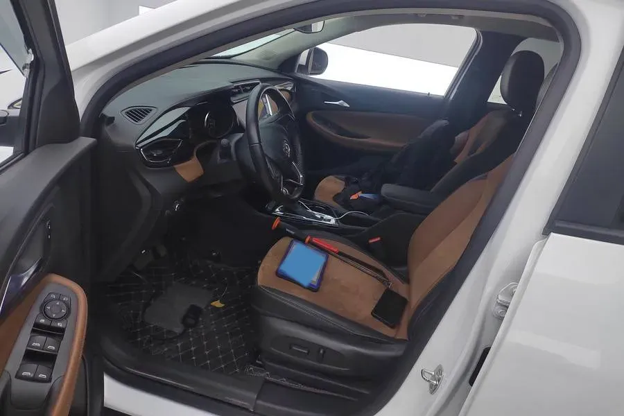 2022 Buick Encore GX 1.3T 165HP L3 CVT,autocango,china used car exporter,china ev exporter,chinese used car exporter,chinese used ev exporter