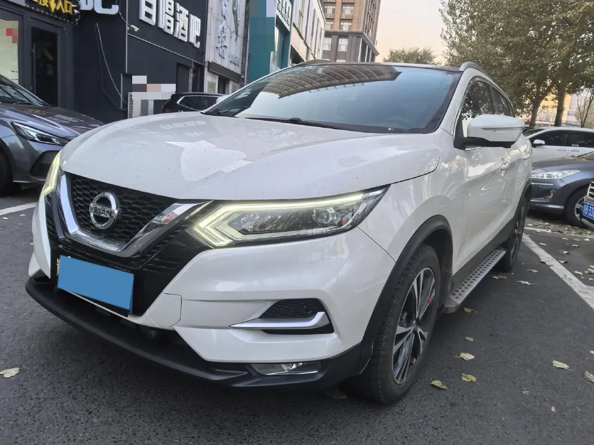 2022 Nissan Qashqai 2.0L 151HP L4 CVT,autocango,china used car exporter,china ev exporter,chinese used car exporter,chinese used ev exporter