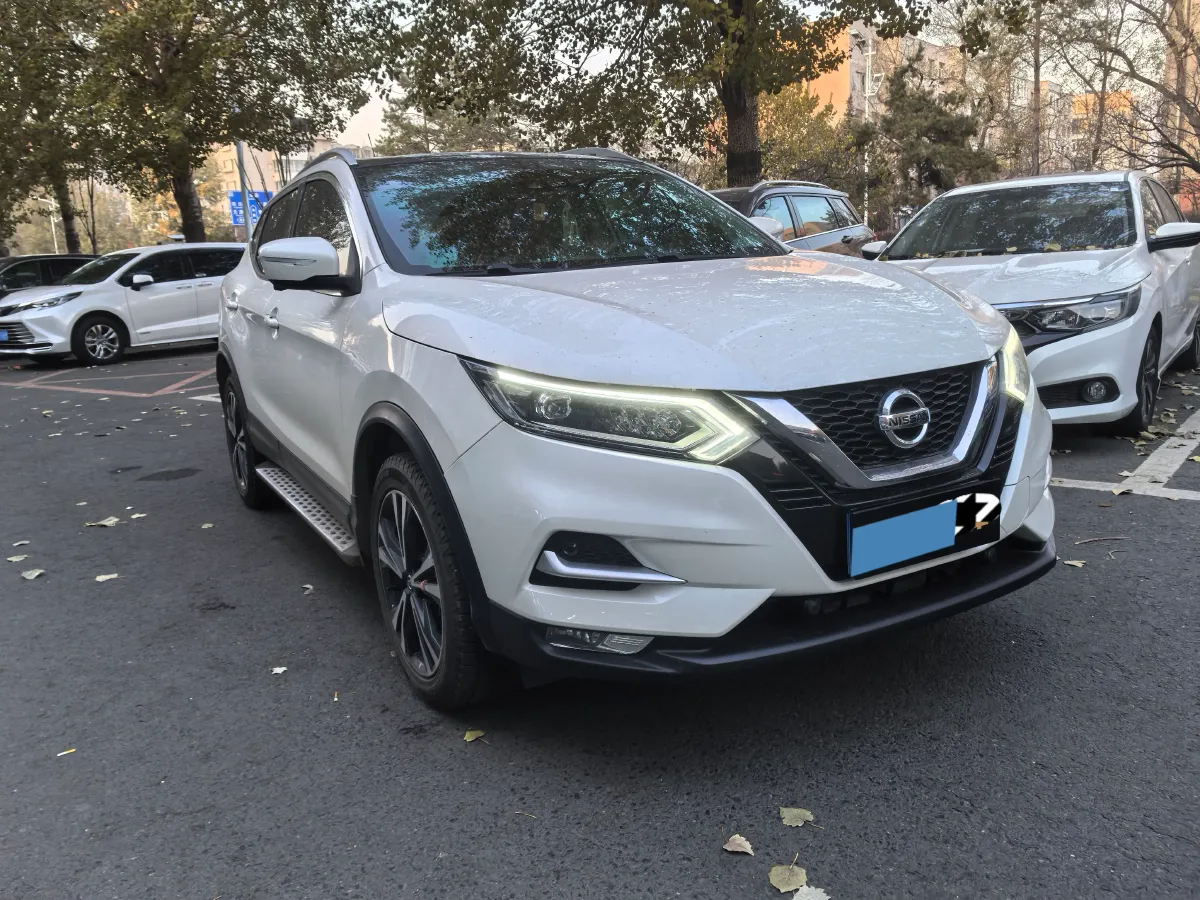2022 Nissan Qashqai 2.0L 151HP L4 CVT,autocango,china used car exporter,china ev exporter,chinese used car exporter,chinese used ev exporter
