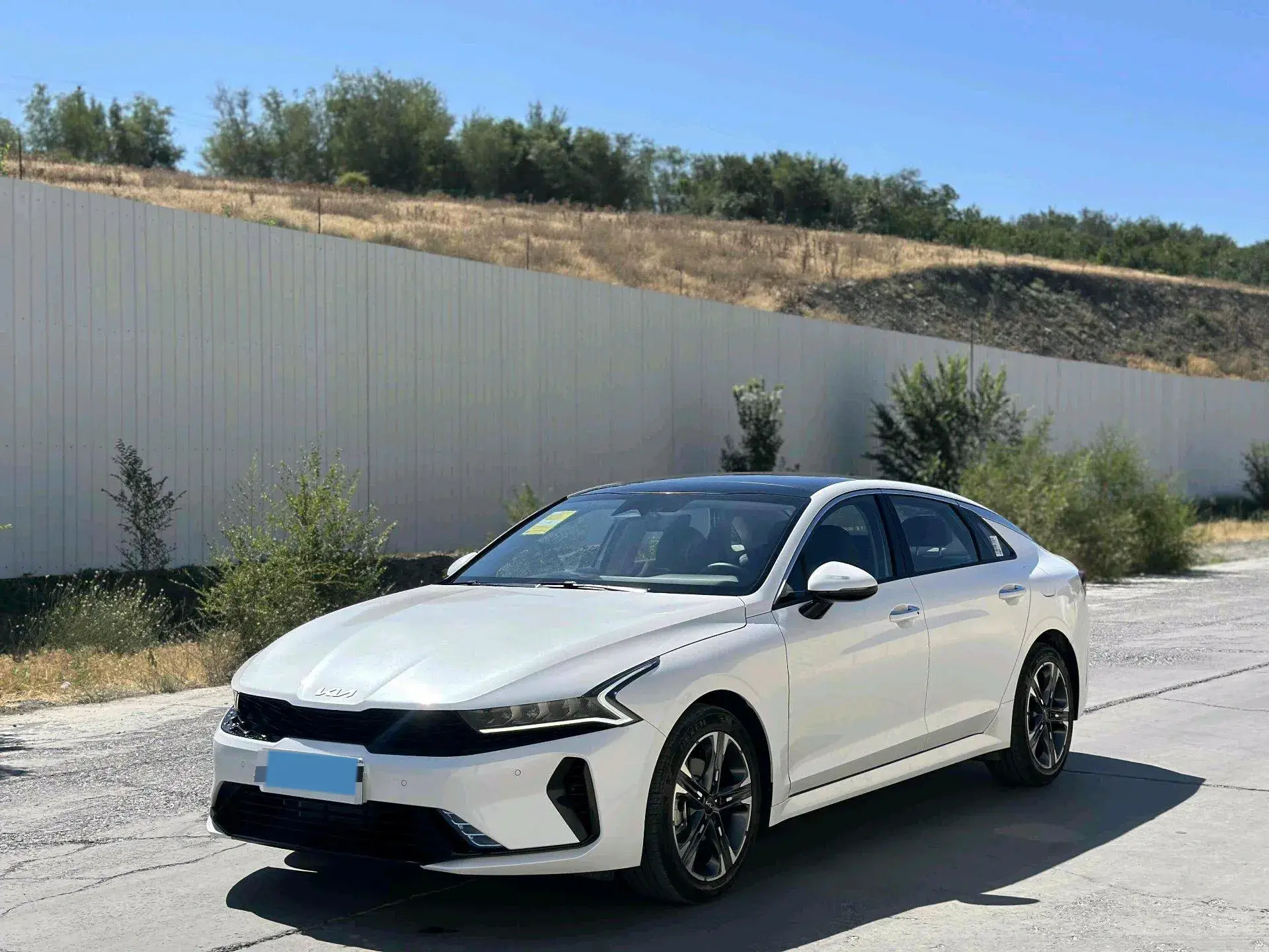 2021 KIA K5 view 1