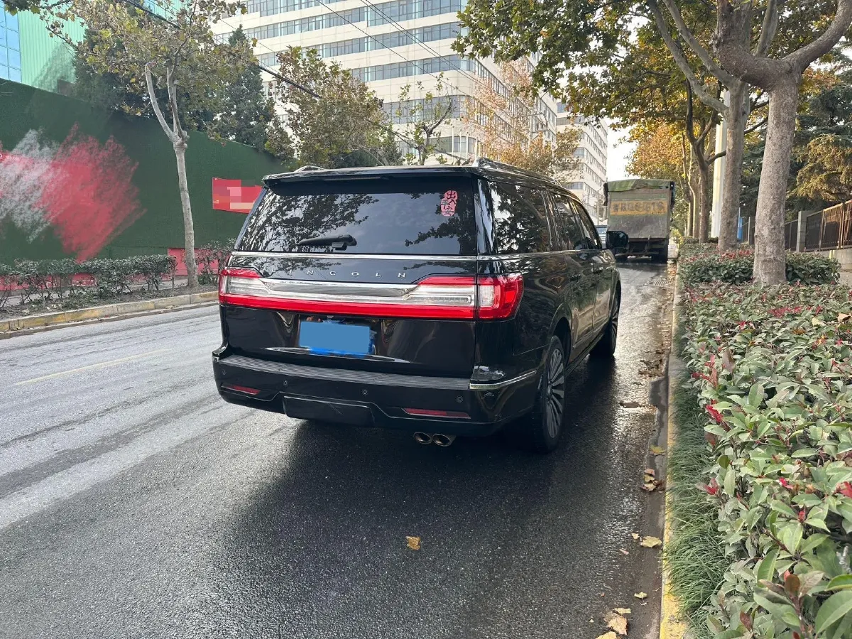 2018 Lincoln Navigator 3.5T 415HP V6 10AT,autocango,china used car exporter,china ev exporter,chinese used car exporter,chinese used ev exporter