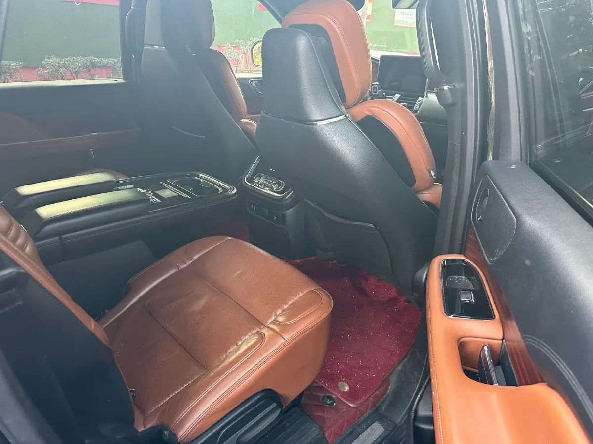 2018 Lincoln Navigator 3.5T 415HP V6 10AT,autocango,china used car exporter,china ev exporter,chinese used car exporter,chinese used ev exporter