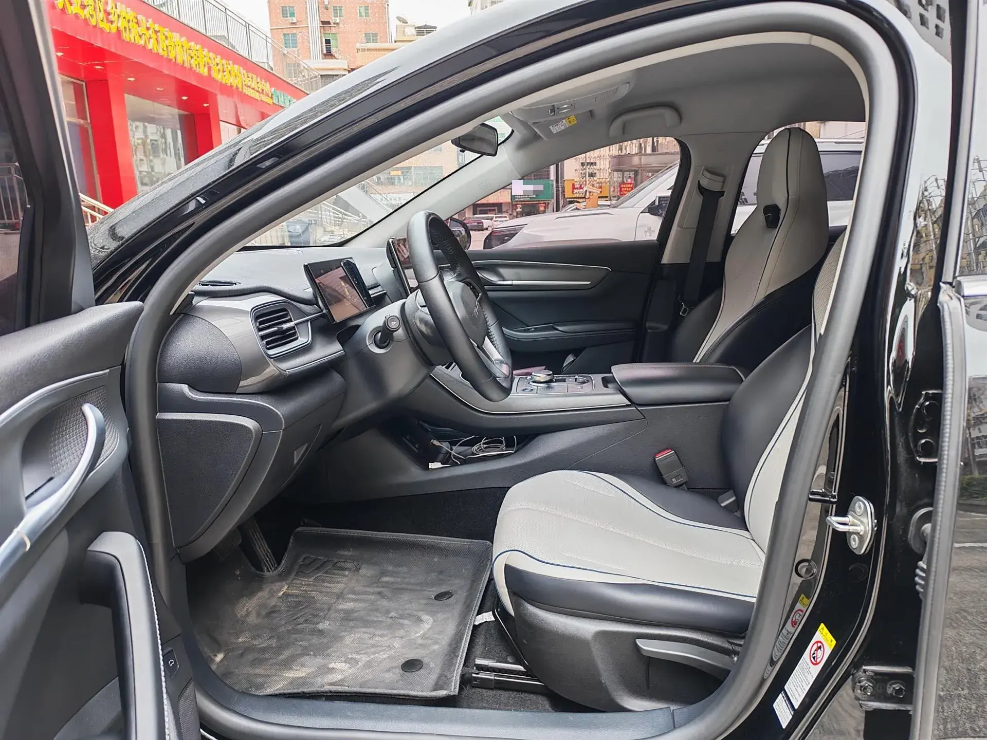 2024 BYD DESTROYER thumbnail 4