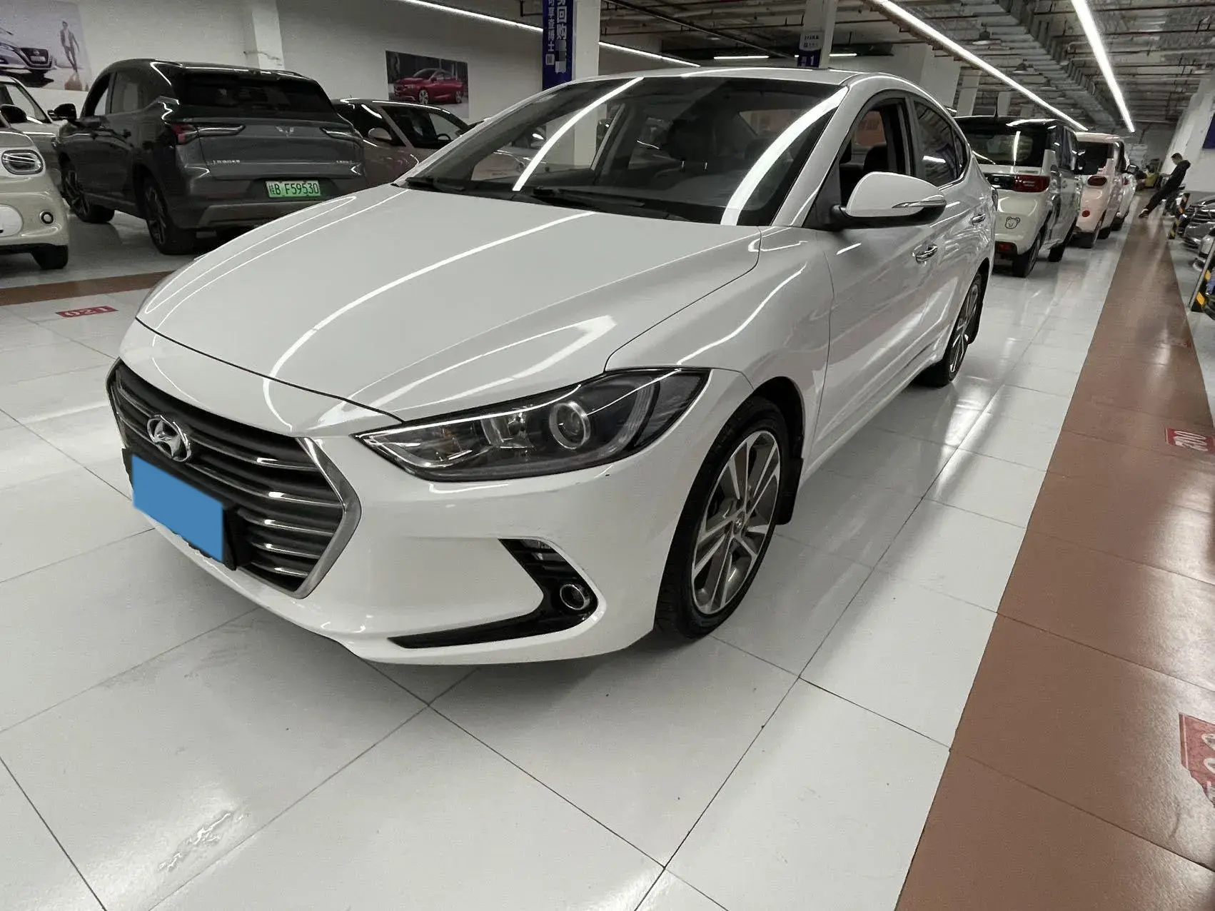 2016 HYUNDAI ELANTRA view 1