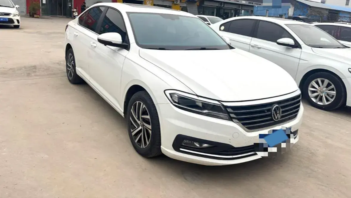 2021 VOLKSWAGEN LAVIDA thumbnail 2