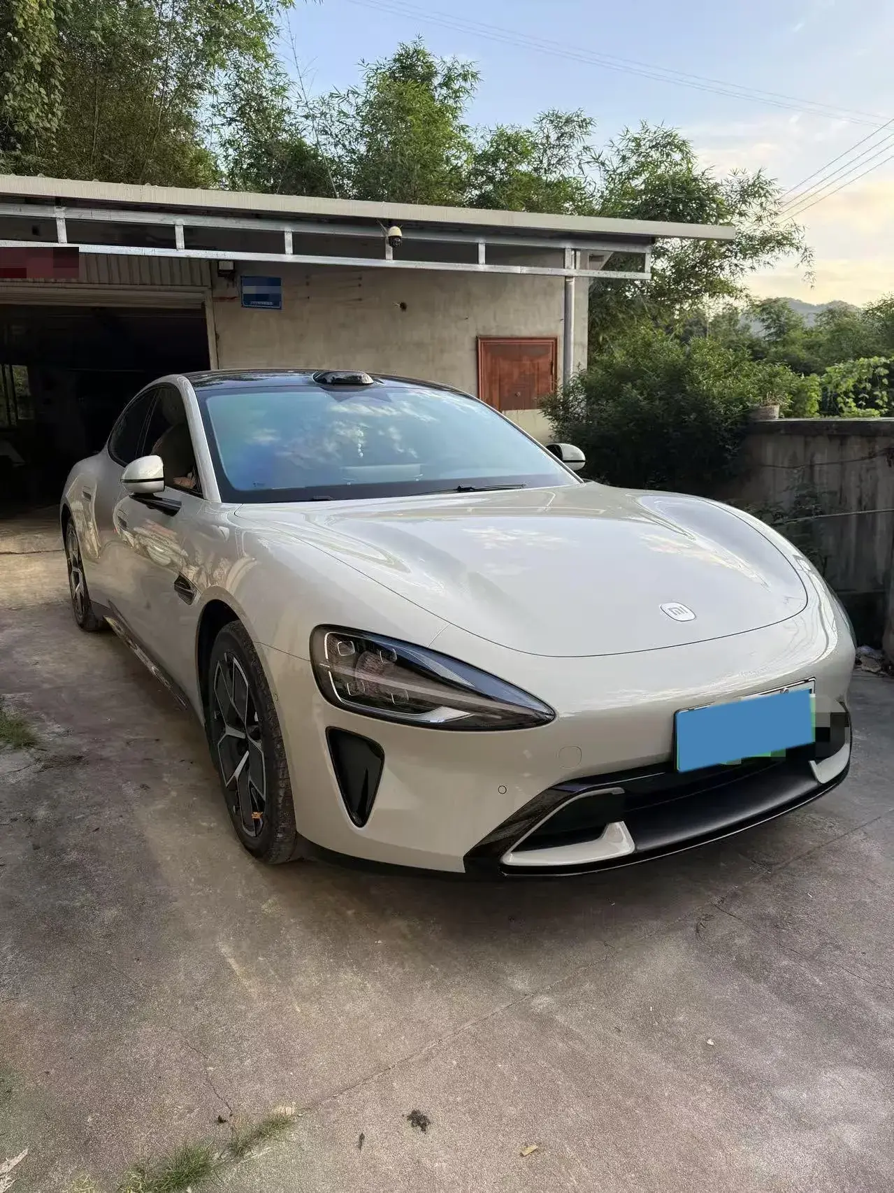 2024 MI SU7 thumbnail 4