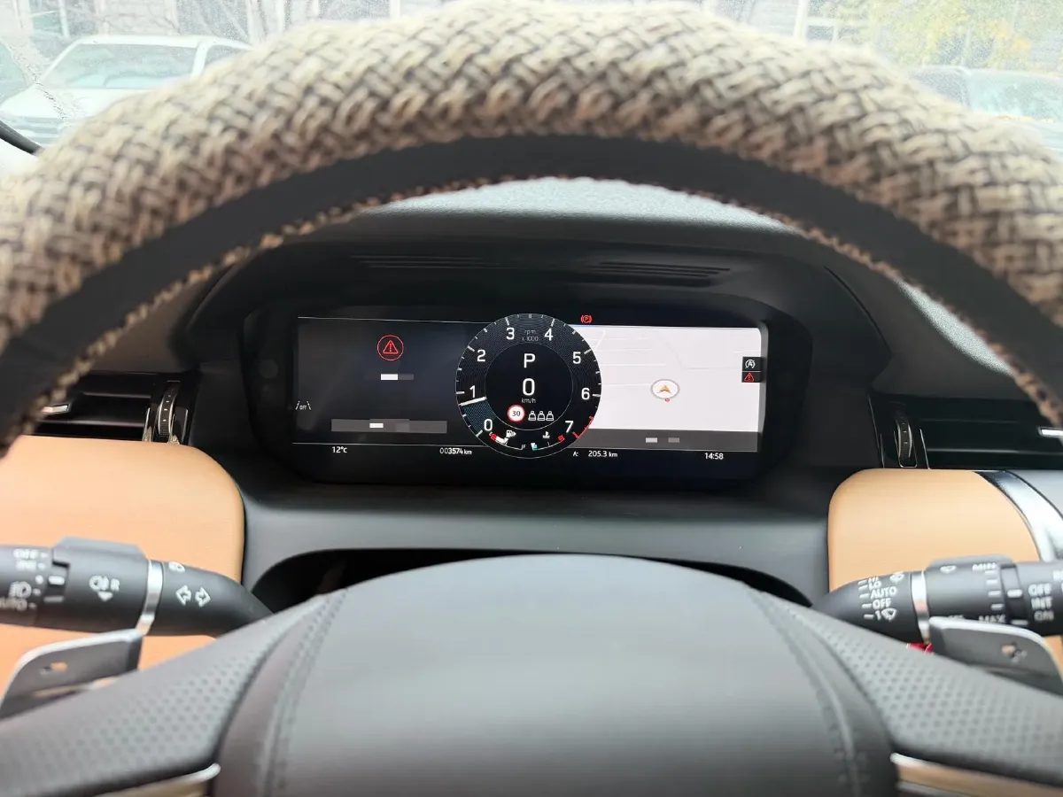 2025 Land Rover Discovery Sport 2.0T 249HP L4 9AT,autocango,china used car exporter,china ev exporter,chinese used car exporter,chinese used ev exporter