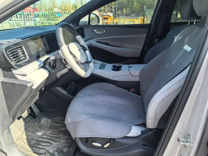 2025 BYD SEA thumbnail 4