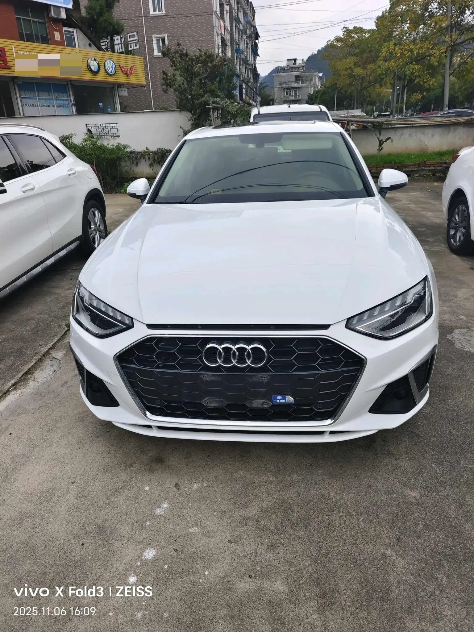 2020 AUDI A4L thumbnail 2