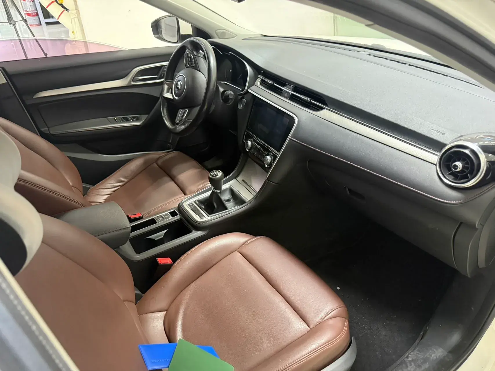 2017 MG MG6 thumbnail 3