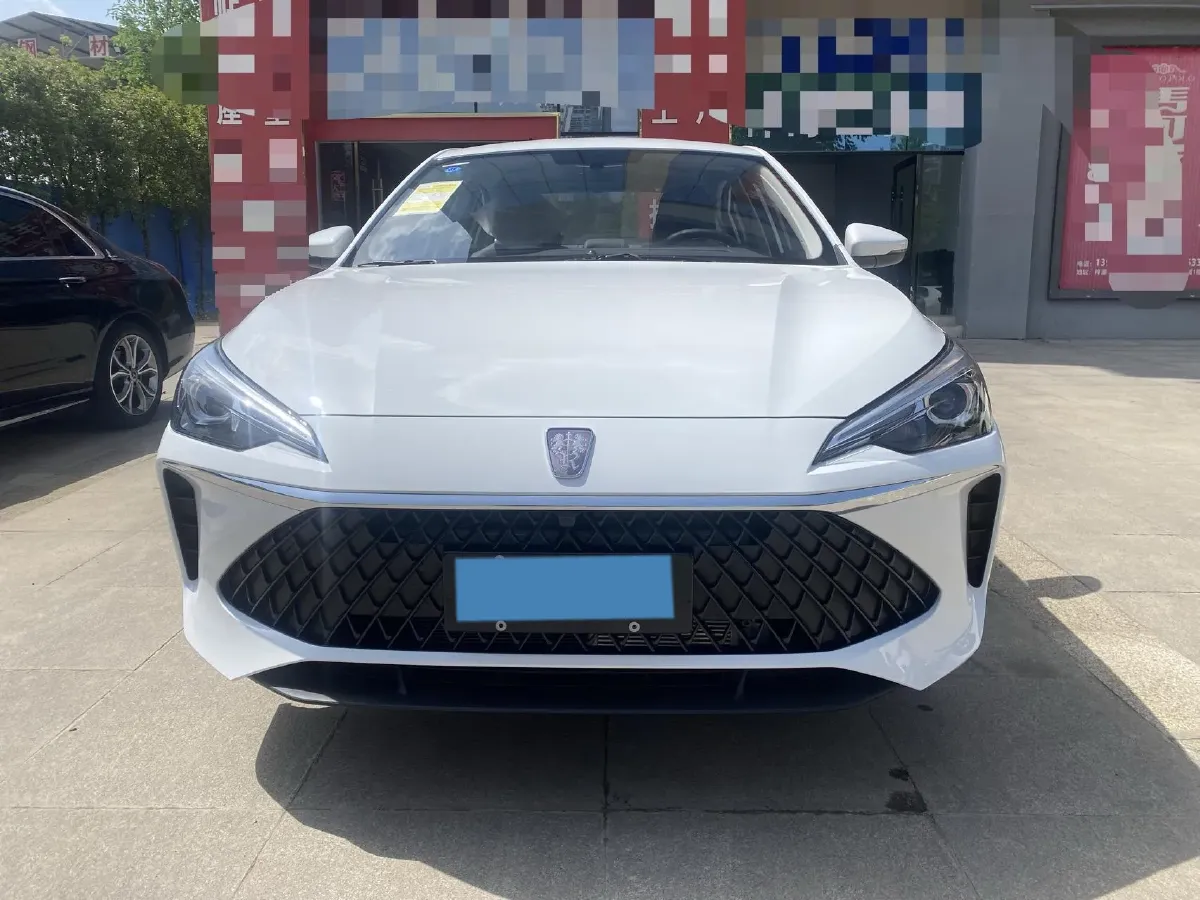 2024 Roewe i5 1.5L 129HP L4 CVT,autocango,china used car exporter,china ev exporter,chinese used car exporter,chinese used ev exporter