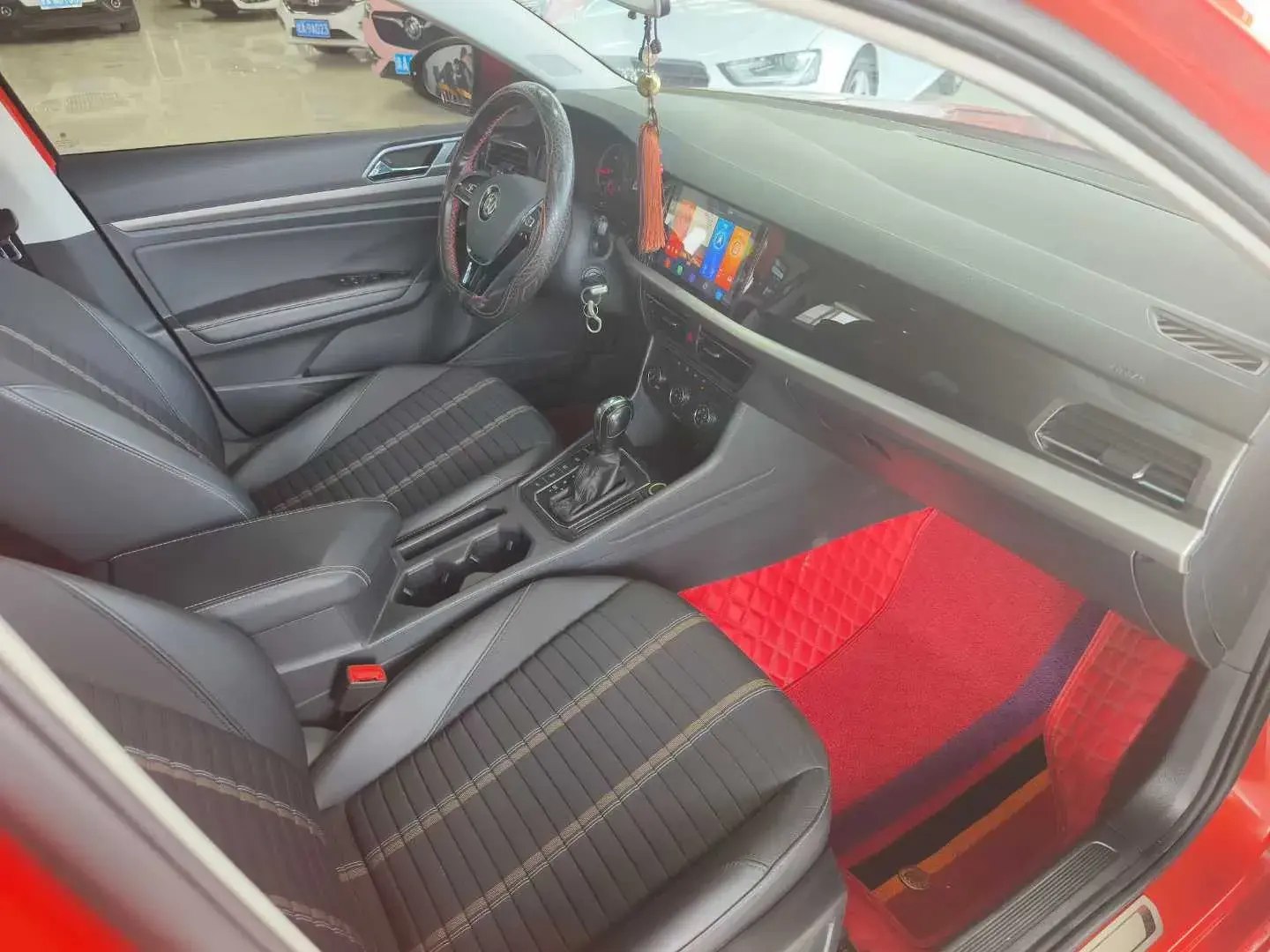 2018 VOLKSWAGEN LAVIDA thumbnail 3