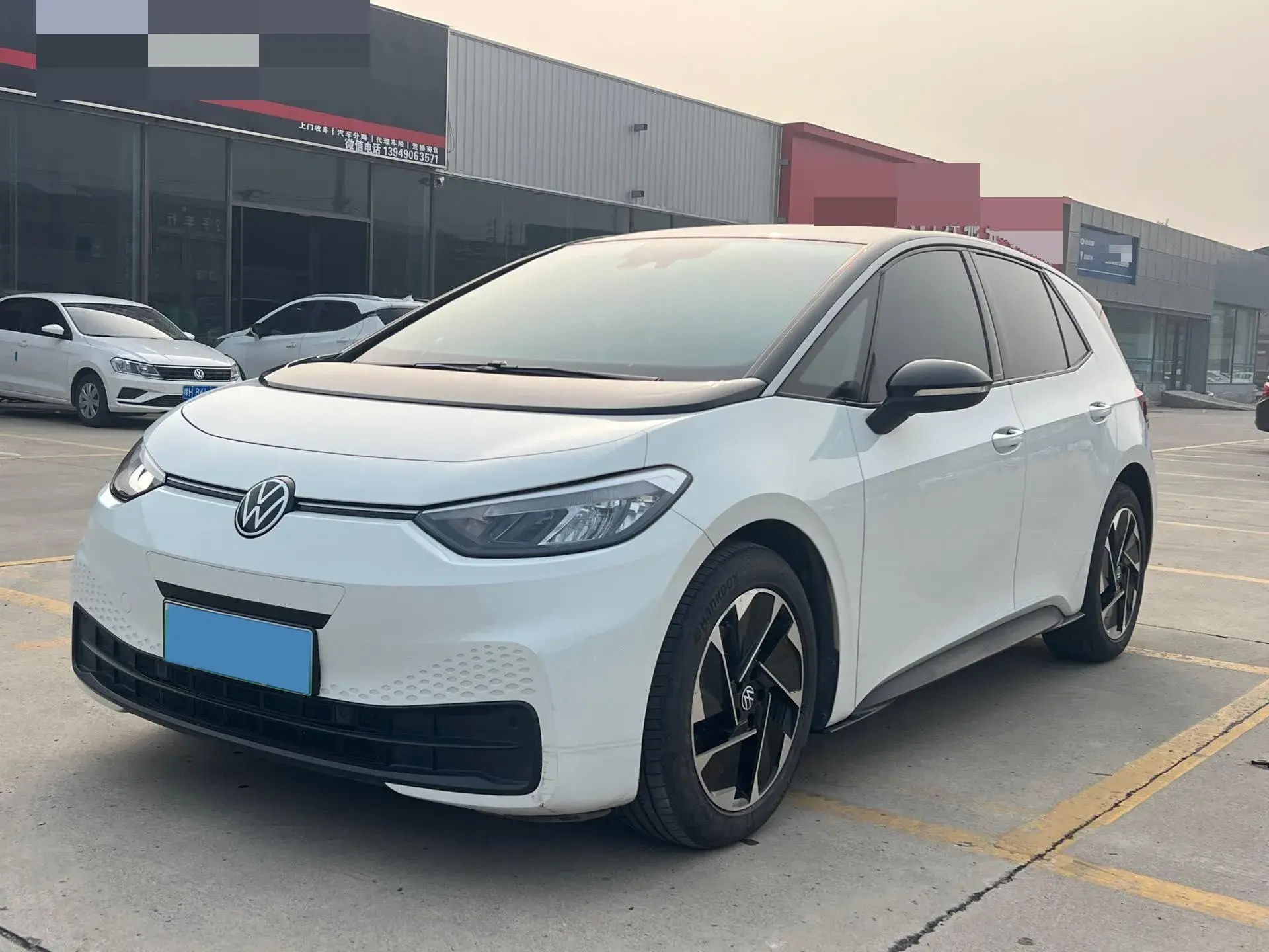 2024 VOLKSWAGEN ID.3 view 1