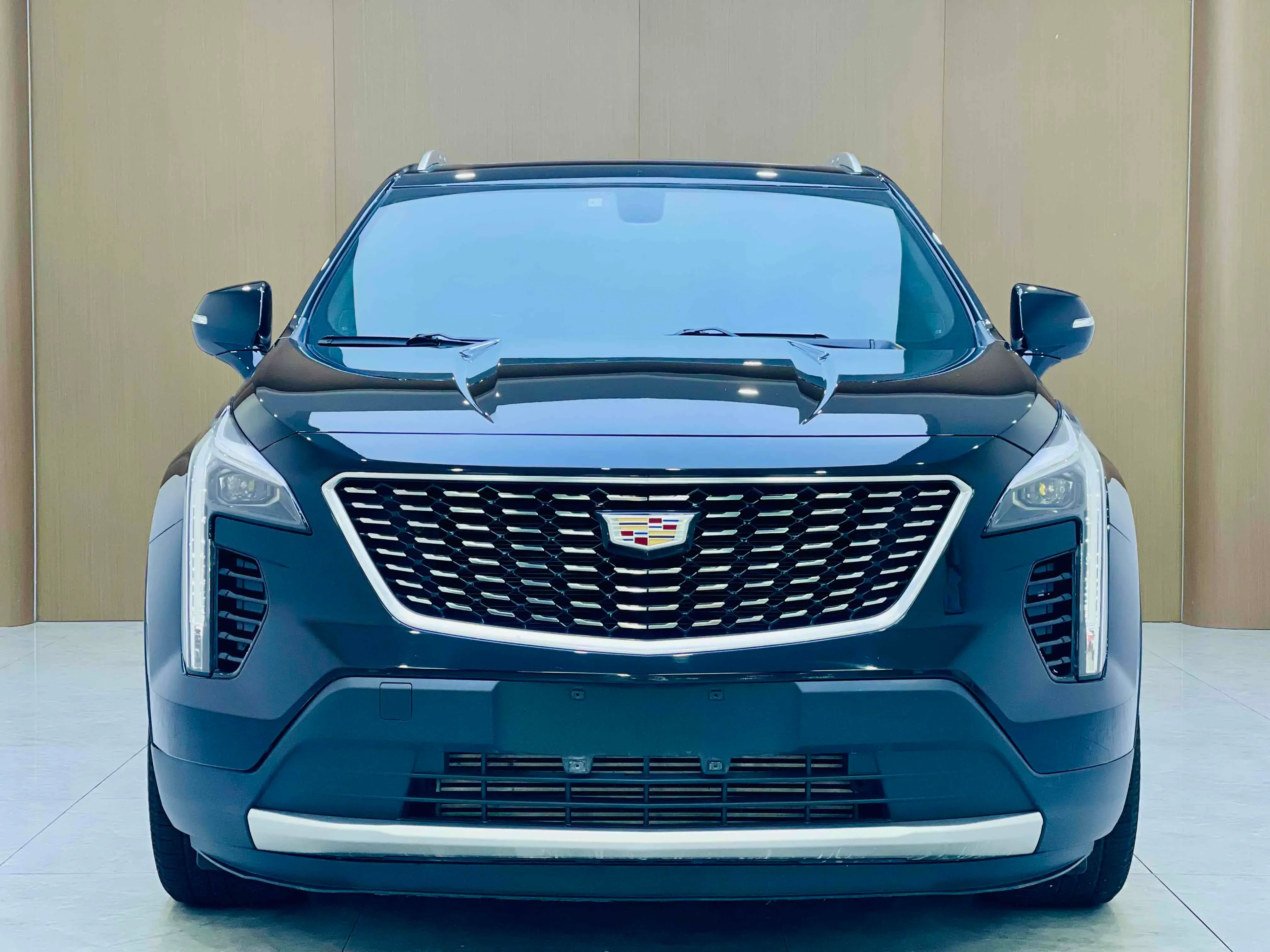 2021 CADILLAC XT4 thumbnail 3