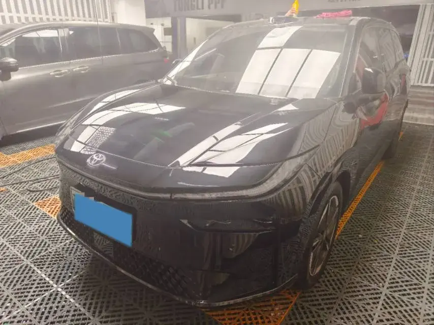 2025 Toyota BZ3X BEV 58.37KWH