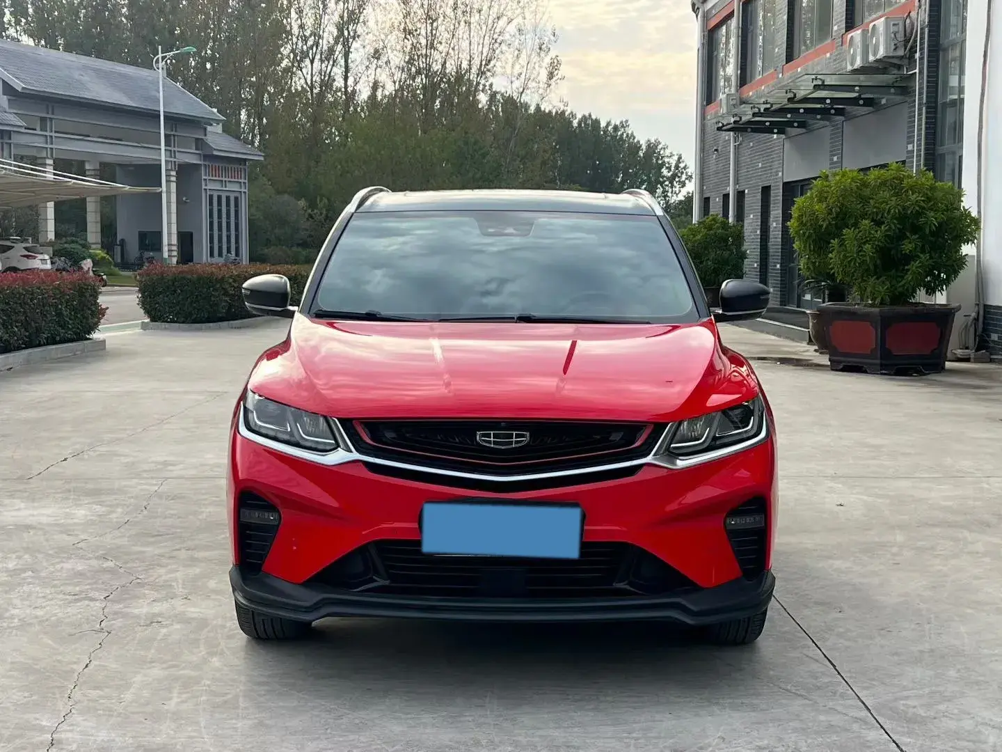 2019 GEELY COOLRAY thumbnail 3