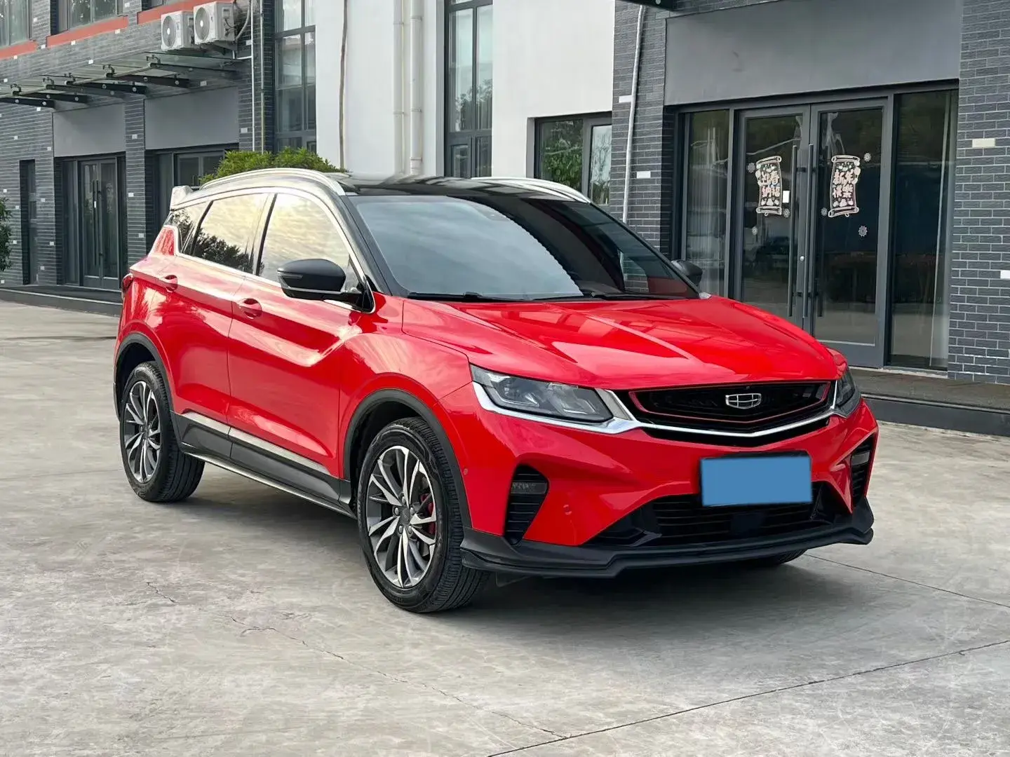 2019 GEELY COOLRAY thumbnail 2