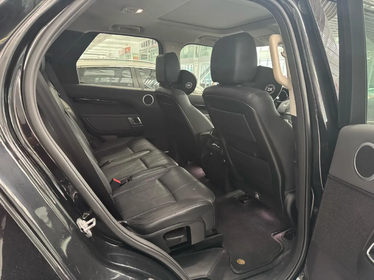 2019 Land Rover Discovery 3.0T 340HP V6 8AT,autocango,china used car exporter,china ev exporter,chinese used car exporter,chinese used ev exporter