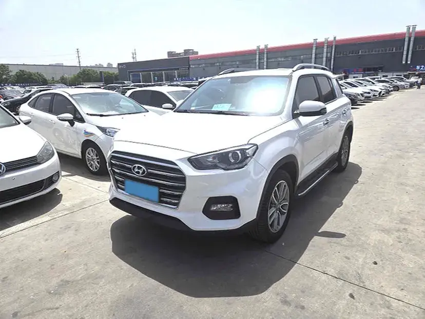 2019 HYUNDAI IX35 view 1