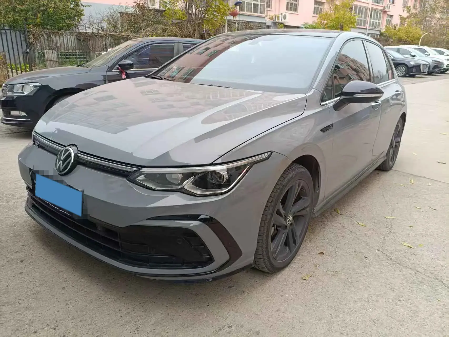 2023 VOLKSWAGEN GOLF view 1