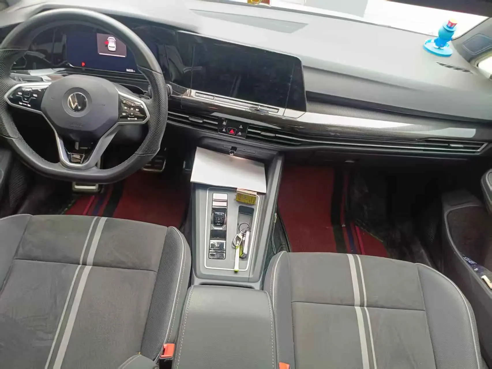 2023 VOLKSWAGEN GOLF thumbnail 4