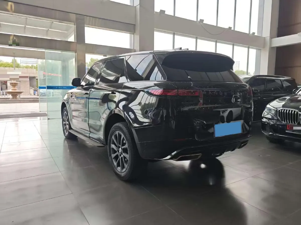 2024 Land Rover Range Rover Sport 3.0T 400HP L6 8AT,autocango,china used car exporter,china ev exporter,chinese used car exporter,chinese used ev exporter