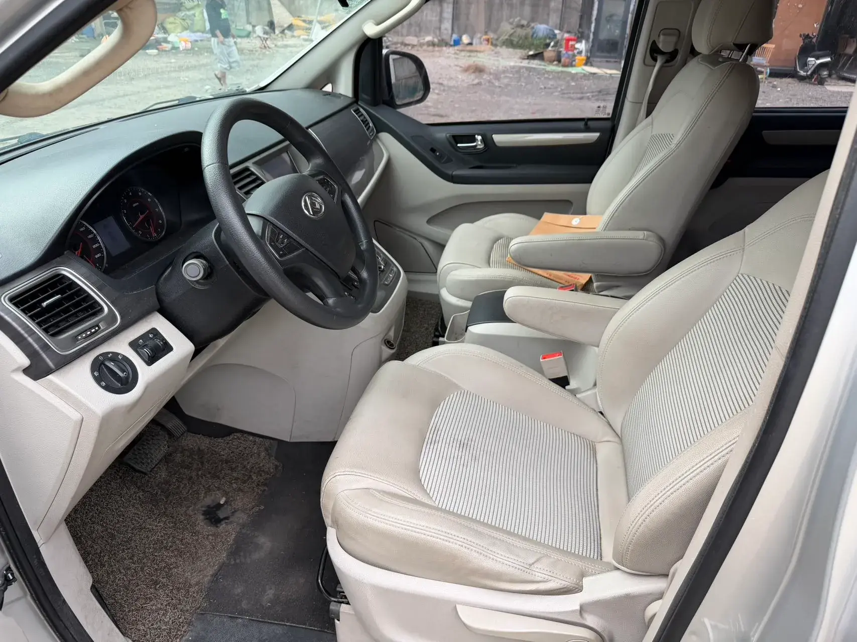 2019 MAXUS G10 thumbnail 4