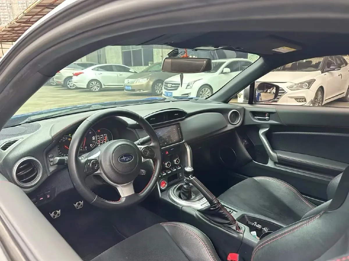 2019 Ford Focus 2.3T 280HP L4 6MT,autocango,china used car exporter,china ev exporter,chinese used car exporter,chinese used ev exporter