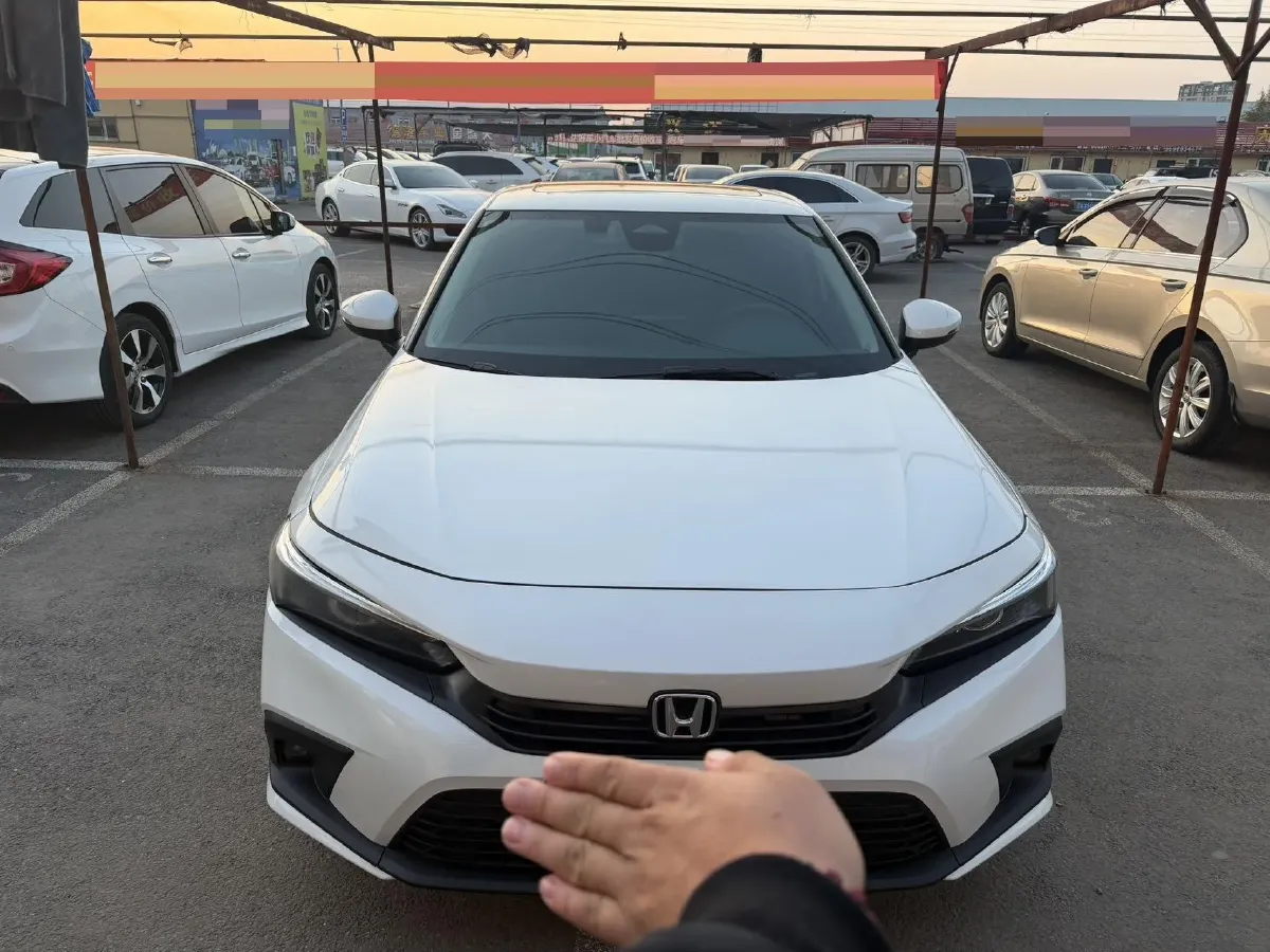 2023 Honda Civic 1.5T 182HP L4 CVT,autocango,china used car exporter,china ev exporter,chinese used car exporter,chinese used ev exporter