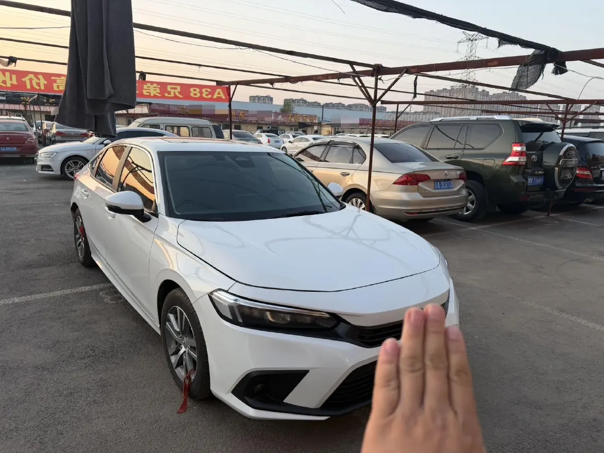 2023 Honda Civic 1.5T 182HP L4 CVT,autocango,china used car exporter,china ev exporter,chinese used car exporter,chinese used ev exporter