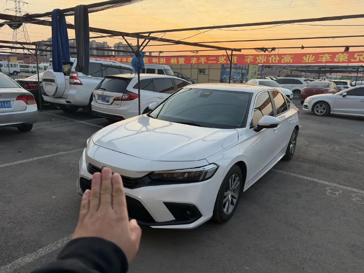 2023 Honda Civic 1.5T 182HP L4 CVT,autocango,china used car exporter,china ev exporter,chinese used car exporter,chinese used ev exporter