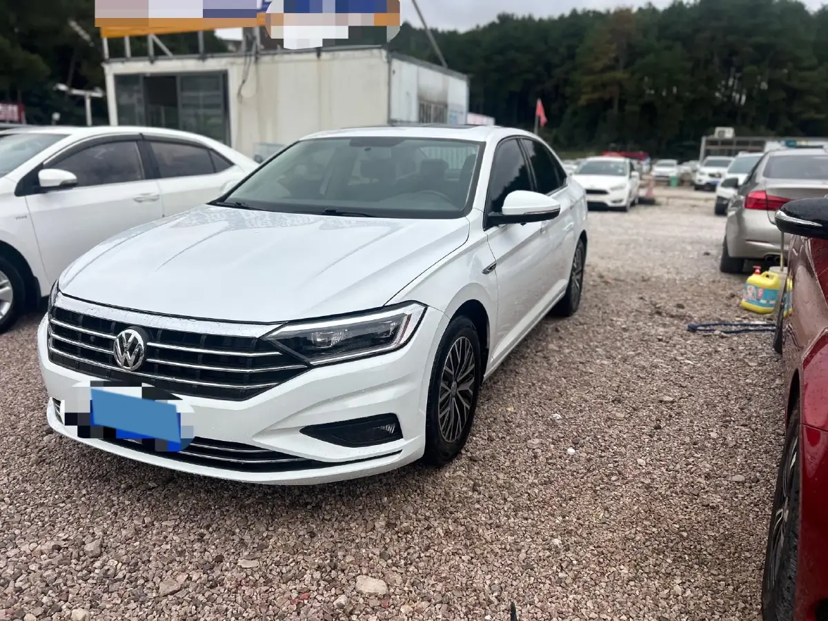 2021 Volkswagen Sagitar 1.4T 150HP L4 7DCT